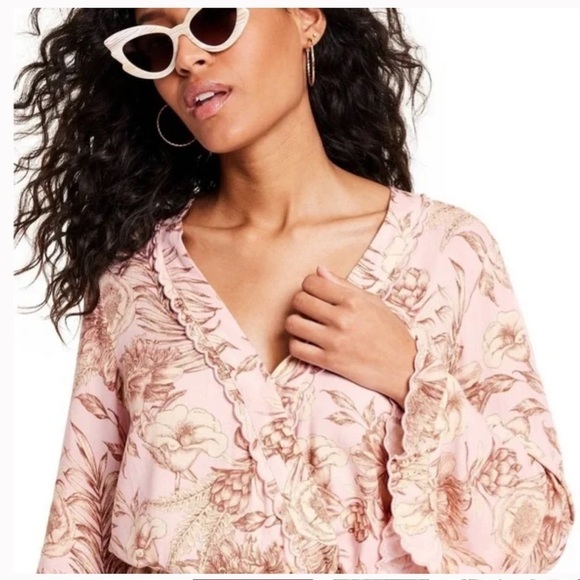 Romantic Floral Print Flare Sleeve Romper - Agua Bendita Blush 3X - Picture 2 of 11